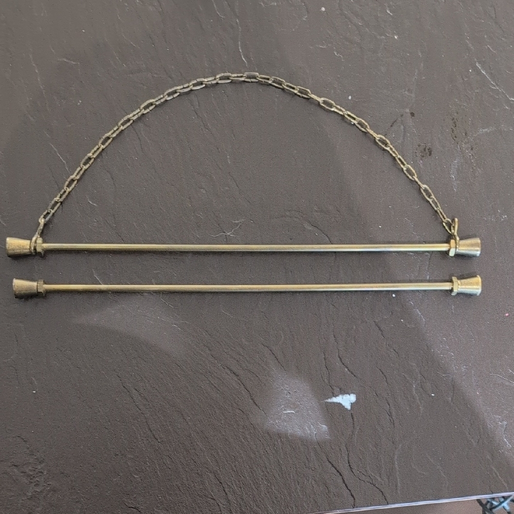 Gold Metal Chain and Rod Set